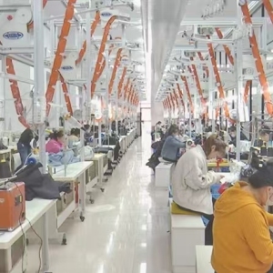 汤原县鹅司令服装加工有限公司