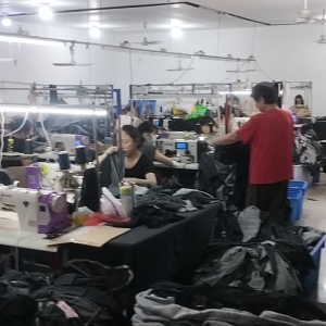 新余市一若服装有限公司