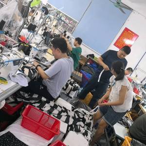 广州市白云区彬发服饰有限公司