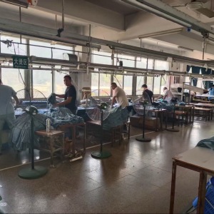 广州溪溪牛仔工厂