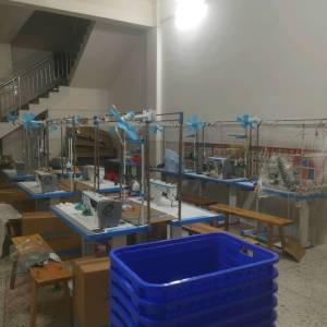 海英服装加工厂