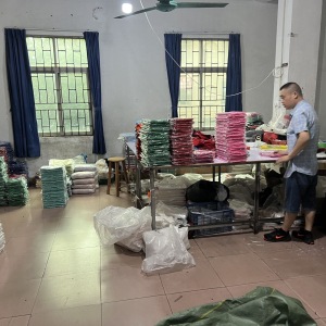 东莞市大朗枫林服饰厂