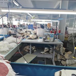 河南晟鸿服饰有限公司