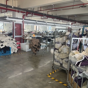 河南安阳洪承服饰