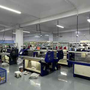 裁森服饰有限公司