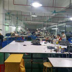 香香丽人服装有限公司