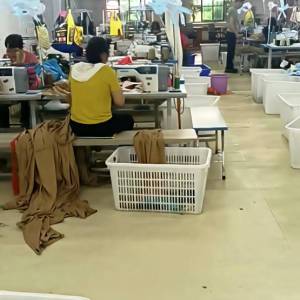 粤美雅芳芳服饰制衣厂