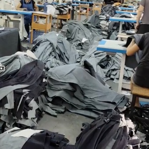 雨霏儿精品牛仔