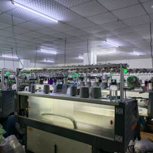 荣亿服饰有限公司