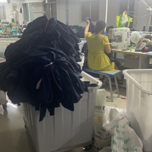 南昌佳涟钛枫制衣有限公司