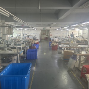 深圳市精卓时尚服装有限公司