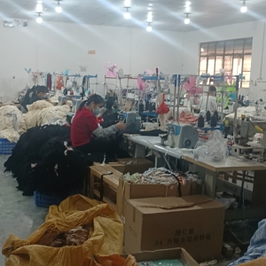 麦尔卡丹服装厂