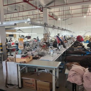 上海俊冬服饰有限公司