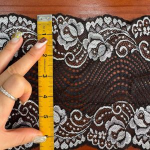 传统外贸女装  寻蕾丝面料厂家