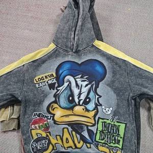 雷鸣服饰有限公司