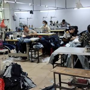 广州欣依尚服饰有限公司