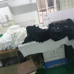 蓝色天空制衣厂