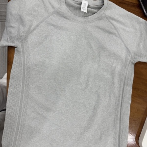 外单品牌 找针织一体机工厂