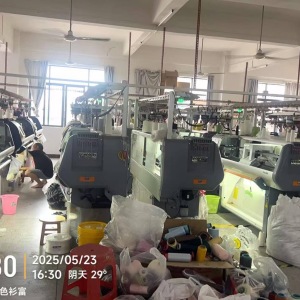 东莞市常平衣佳格服饰有限公司