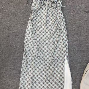 工厂裁片外发 找女装连衣裙工厂