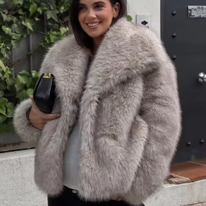 跨境电商 寻女装加工厂（网纱、蕾丝、毛毛、色丁、pu 类）