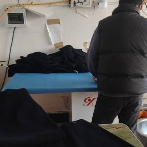 桐乡市濮院周伟服饰商行