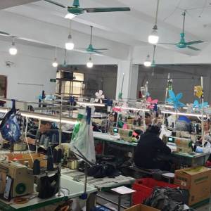 广州新致简服饰有限公司