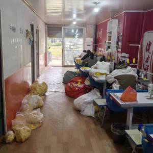 韩韩玩具服装厂