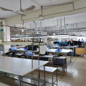 中山市卓越毛衫制衣有限公司