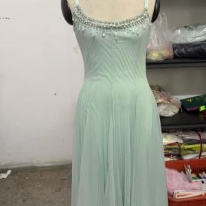 工厂裁片外发 寻梭织连衣裙工厂