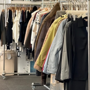 电商女装 寻过年不放假工厂