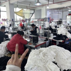 东莞市盛格服饰