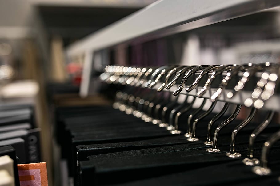 服装工厂找订单:垂直类/综合类/跨境类平台怎么选?一篇讲透适配逻辑