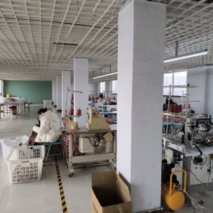 巨野县田庄镇焱恒服装加工厂