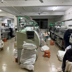 上海市晓冉服饰有限公司