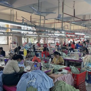 江西佳泰服饰制衣厂