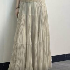 十三行+直播 寻压褶半身裙加工厂