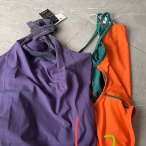 内单+外单 找瑜伽服和泳装工厂