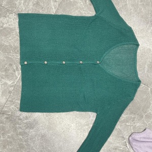 工厂外发 找女装细针毛织厂