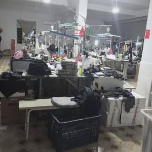 泉州先行者服装科技有限公司