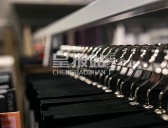 常熟服装人的“早七困境”:为什么发的订单,总在等不靠谱的回复?