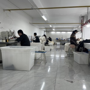 湖北省汉川市鑫研服装厂