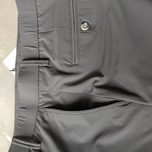 商场货 找专业男裤工厂