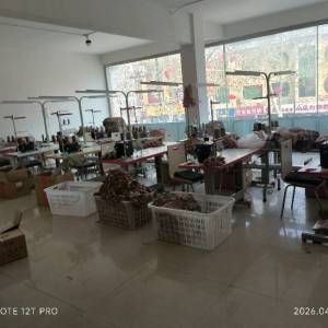 大名华锦制衣