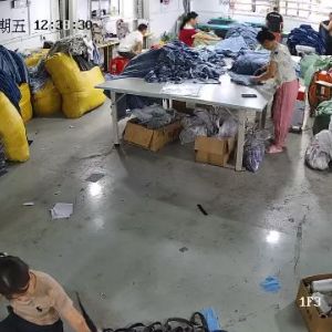 意鑫服饰
