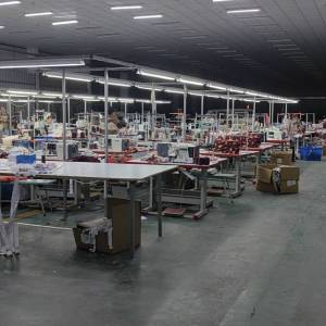 林州市育仑制衣有限公司