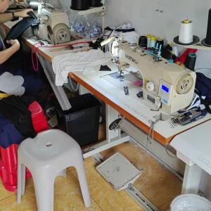 深圳市鑫弘毅贸易有限公司。