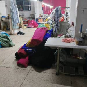 黄健翔服装