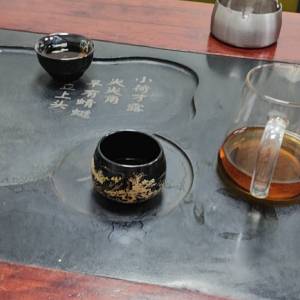 鸿顺服装加工厂