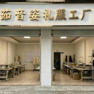 丹妮婚纱礼服厂